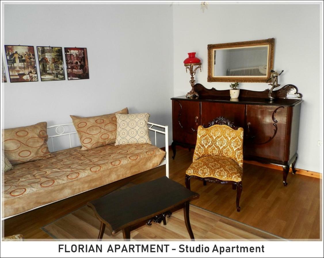 דירות פרבזה Florian Flat Complex מראה חיצוני תמונה
