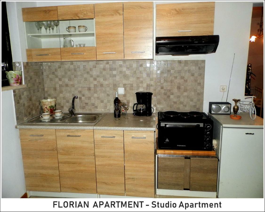 דירות פרבזה Florian Flat Complex מראה חיצוני תמונה